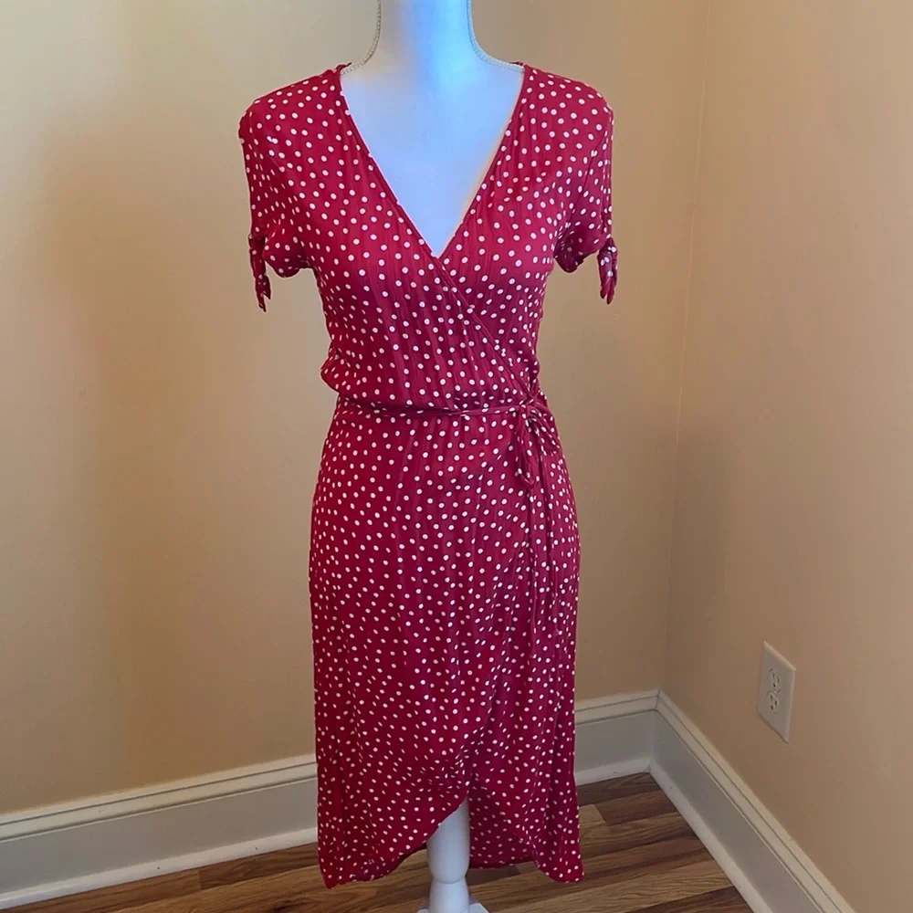 H&M Red polka dot Wrap dress EUC Small 4-6 LAST CHANCE - Picture 6 of 14